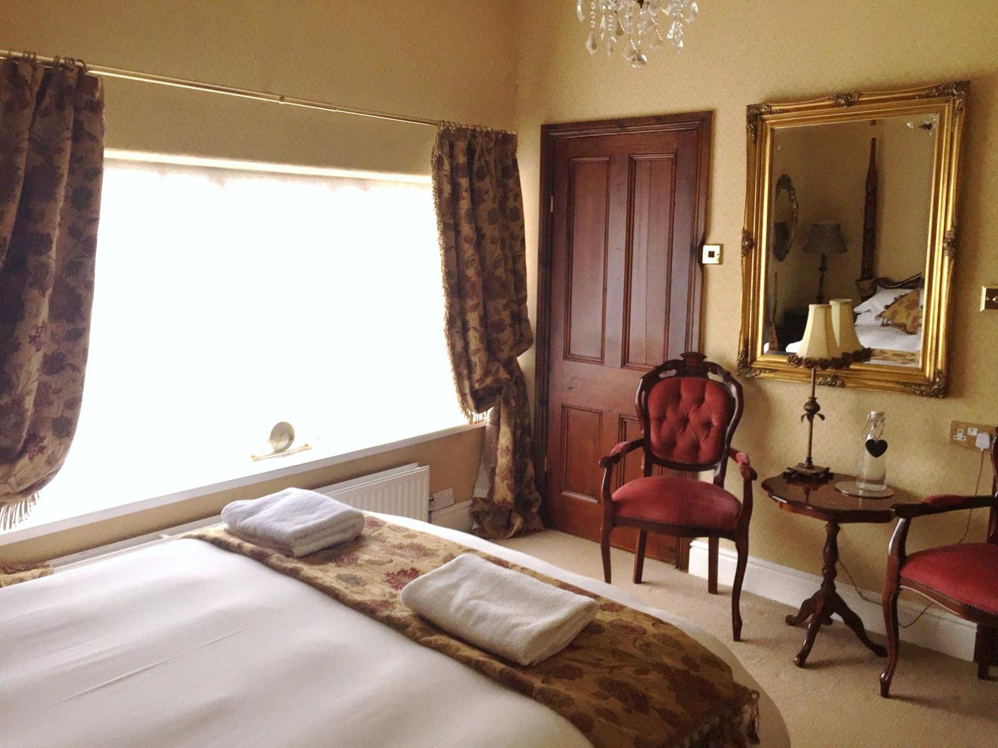 Glyn Isa Country House B&B And Self Catering Apartments Conwy Kültér fotó